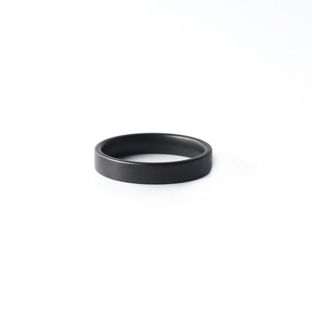 Cincin Keramik Hitam Matte 4Mm - Men'S Accessories Essentials ulasan dan harga